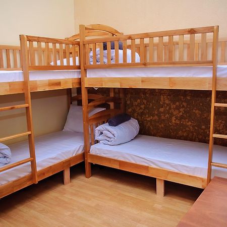 Golden Globus Hostel Kiev Exterior foto